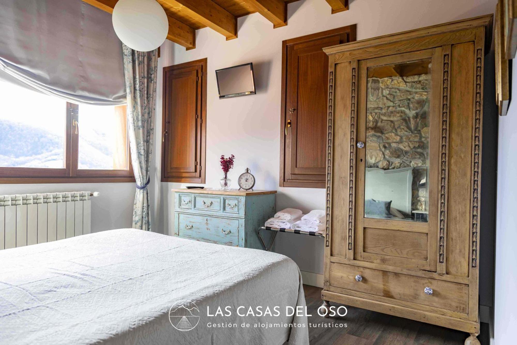 El Mirador De San Trocaya - Las Casas Del Oso Villamarcel Exterior foto