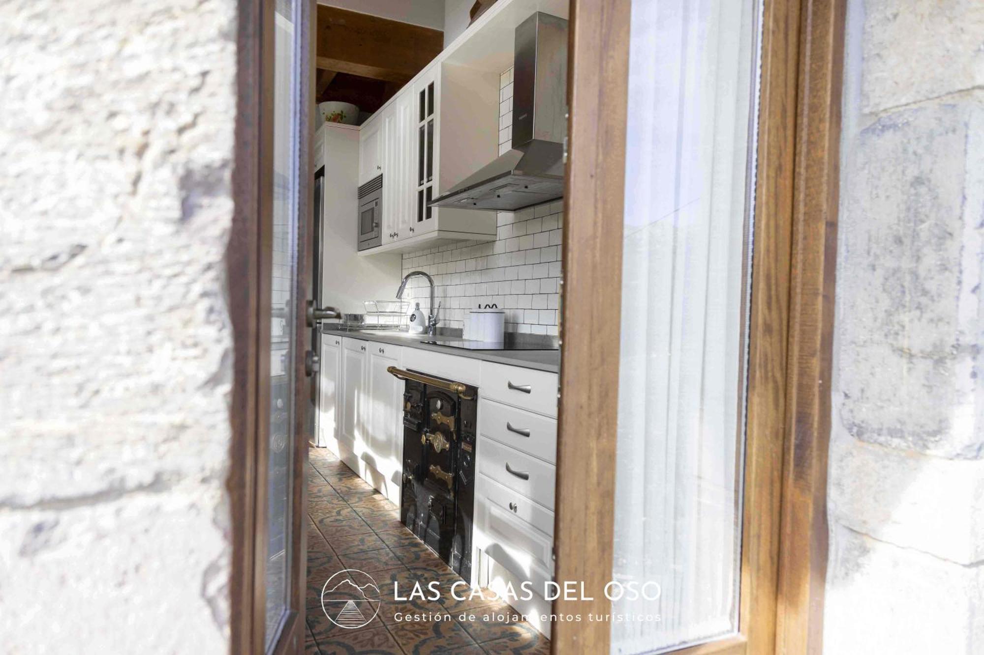 El Mirador De San Trocaya - Las Casas Del Oso Villamarcel Exterior foto