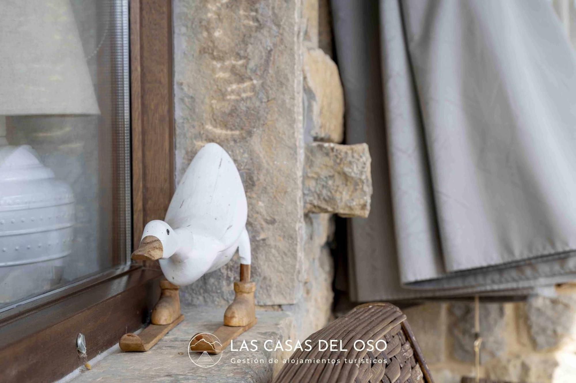 El Mirador De San Trocaya - Las Casas Del Oso Villamarcel Exterior foto