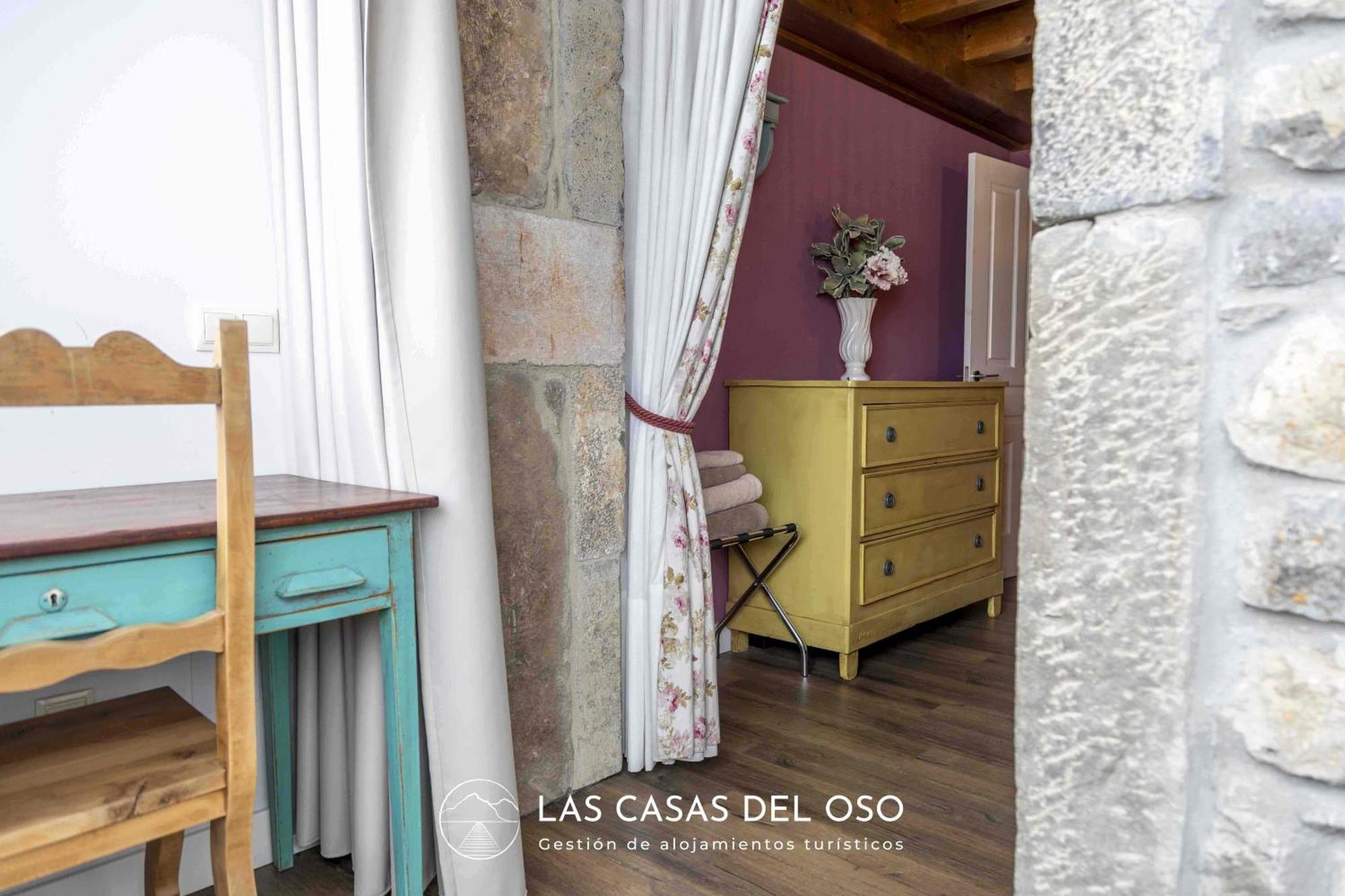 El Mirador De San Trocaya - Las Casas Del Oso Villamarcel Exterior foto